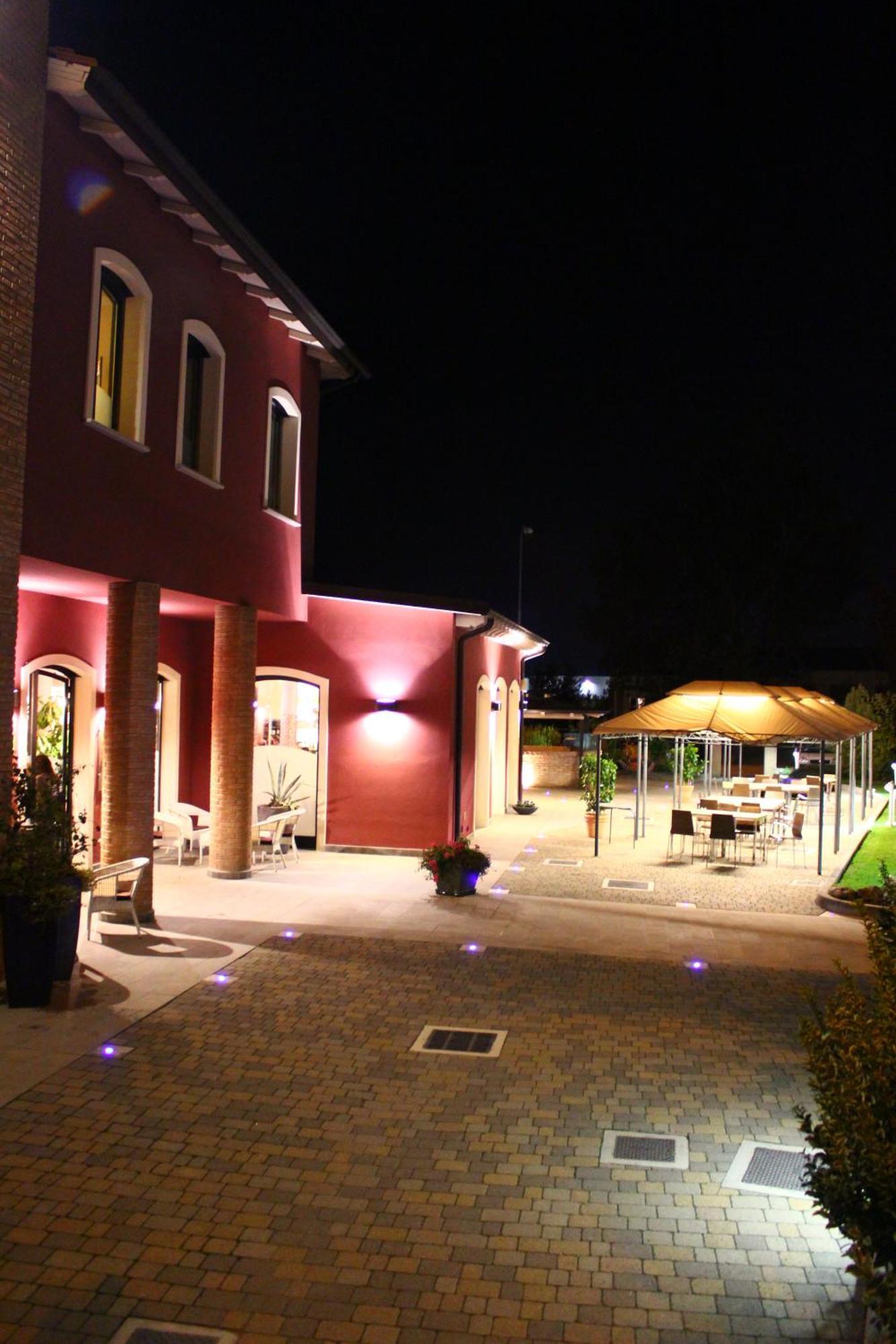 Albergo Delle Industrie Casalmaggiore Bagian luar foto